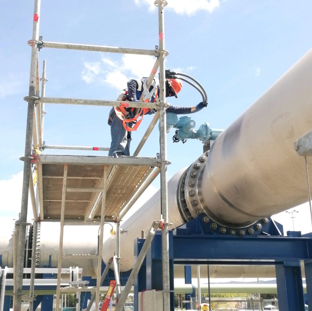 Fotografía de proyecto de ingeniería de montaje eléctrico, para la subestación PTAR Salitre